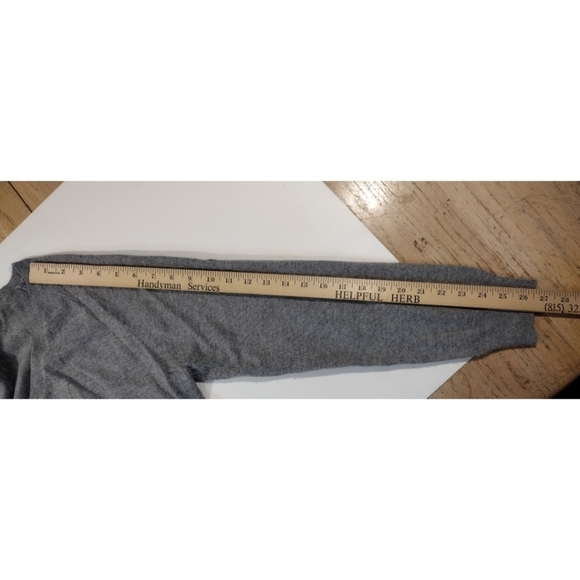 Kallspin gray cashmere wool blend sweater - Picture 8 of 11